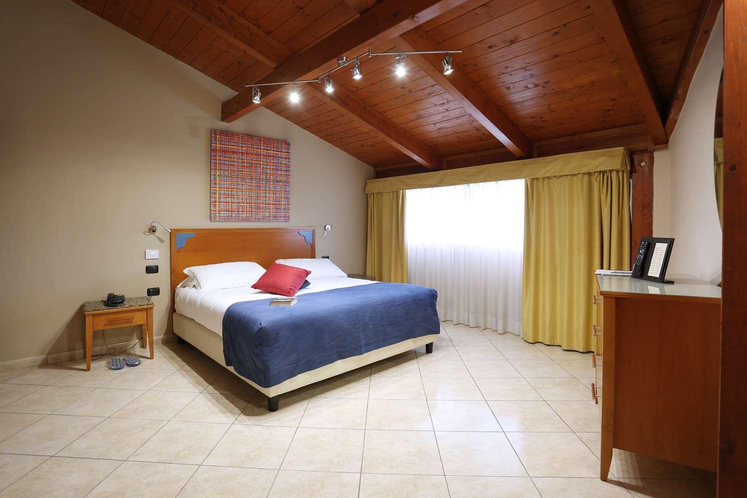 Hotel Agora Sure Hotel Collection By Best Western Lago Patria Bagian luar foto