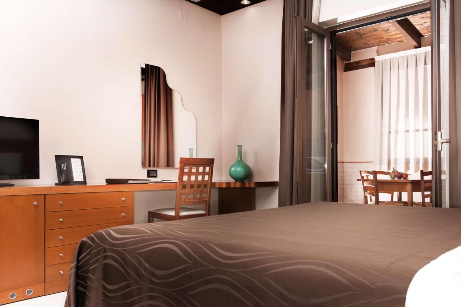 Hotel Agora Sure Hotel Collection By Best Western Lago Patria Bagian luar foto