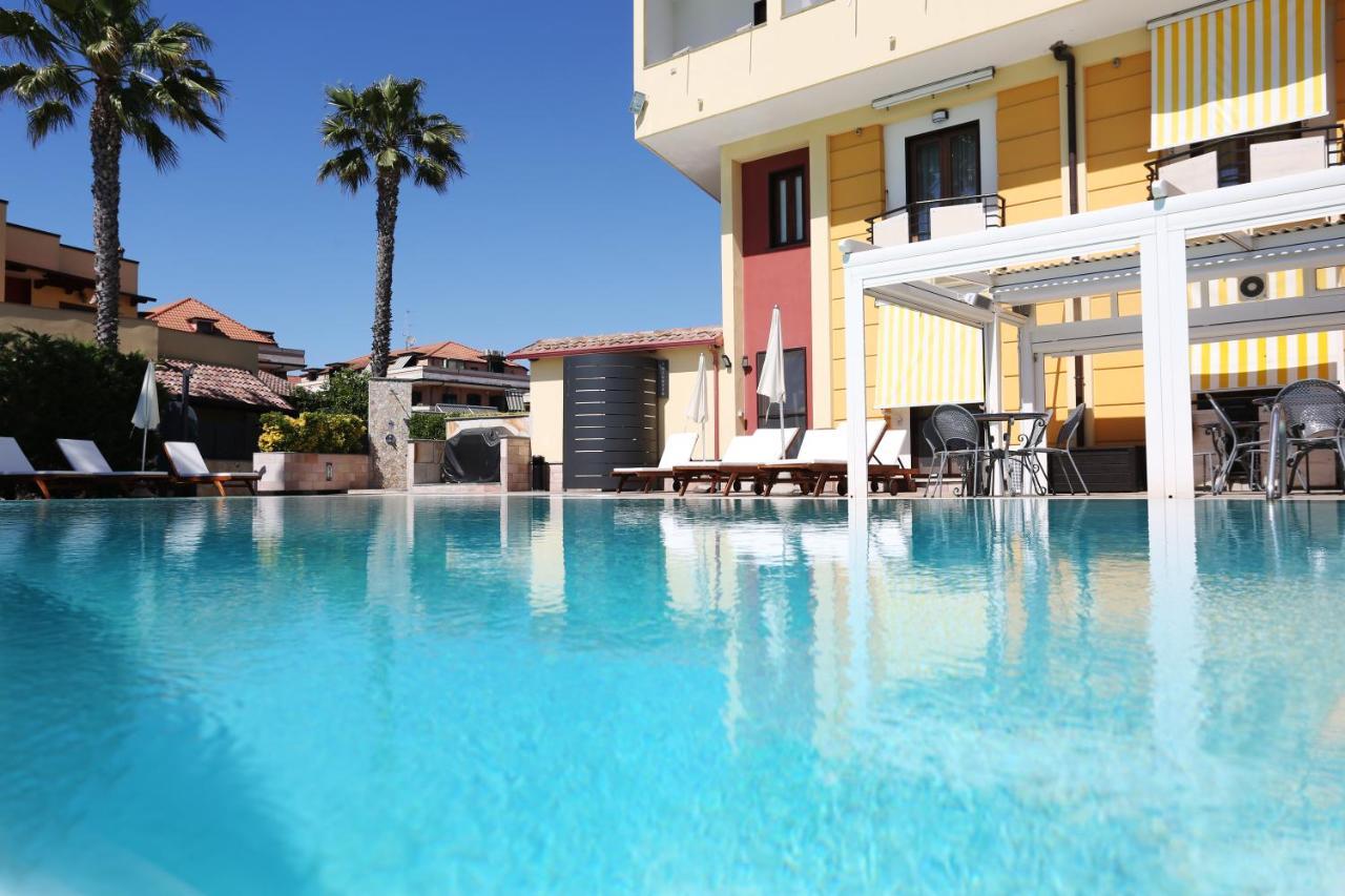 Hotel Agora Sure Hotel Collection By Best Western Lago Patria Bagian luar foto