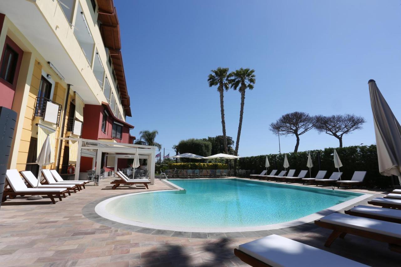 Hotel Agora Sure Hotel Collection By Best Western Lago Patria Bagian luar foto