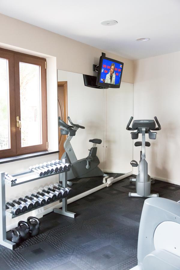 Hotel Agora Sure Hotel Collection By Best Western Lago Patria Bagian luar foto