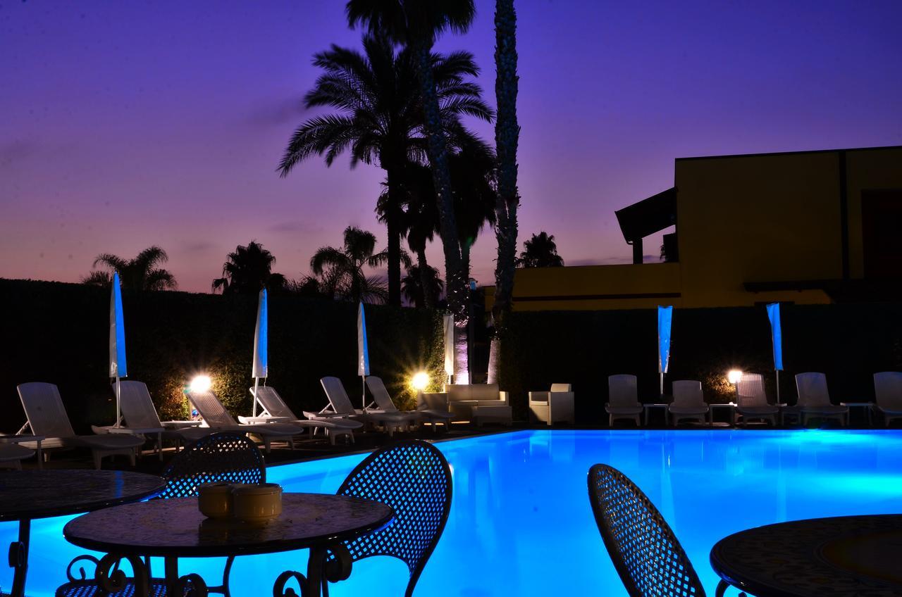 Hotel Agora Sure Hotel Collection By Best Western Lago Patria Bagian luar foto